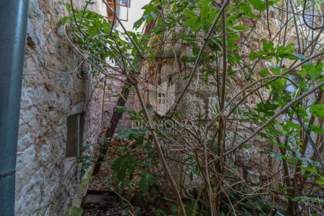 Rovinj, kamena kućica u starogradskoj jezgri