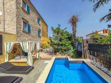 Autochthones istrisches Haus mit Pool in der Nähe von Pula!