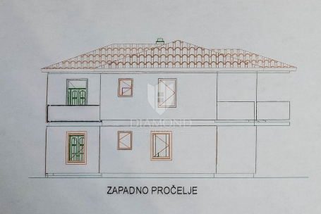Krnica, kuća 4 spavaće sobe, veliki vrt i pogled na more