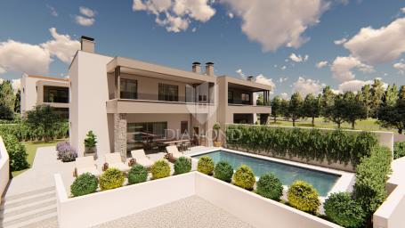 Neubau, Haus mit Pool in Meeresnähe