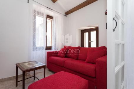 Rovinj, stan sa pogledom na more na traženoj lokaciji