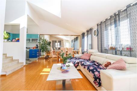 Fantastische Wohnung in TOP-Lage in Pula – 800 m vom Meer entfernt!