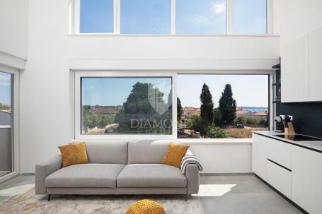 Luxuriöses Penthouse 200 m vom Meer entfernt, Fažana!