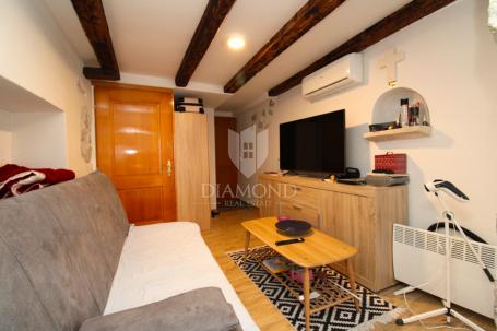 KRK- MALINSKA, RENOVIRANA DVOJNA KUĆA