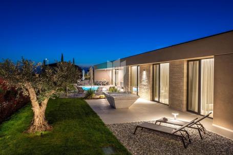 Poreč, Exklusive Smart-Home-Villa mit freiem Blick
