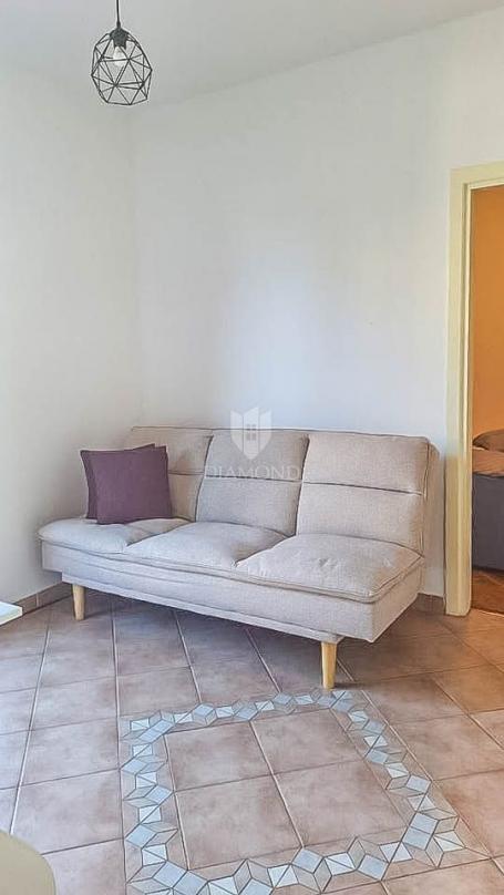 Rovinj, stan u prizemlju u mirnoj ulici