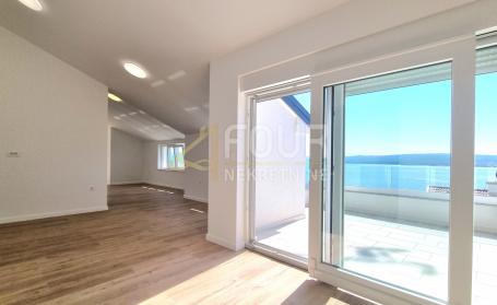 Crikvenica, novogradnja, etaža, 109.97m2, 3s+db, 200m od mora!