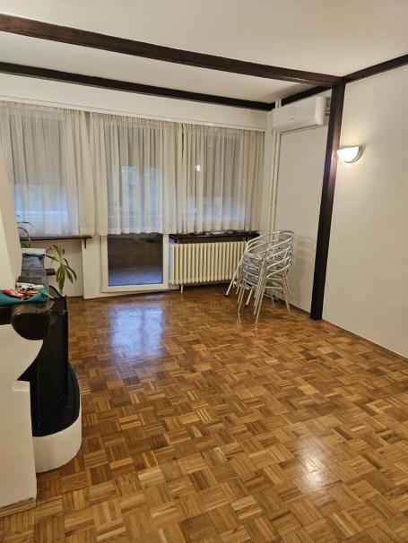 ZVEZDARA UCITELJSKO NASELJE 50m2 , T ,570e
