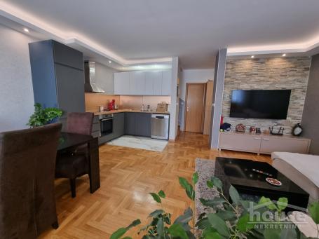 NOVI SAD - SOCIJALNO - 86.00 m2