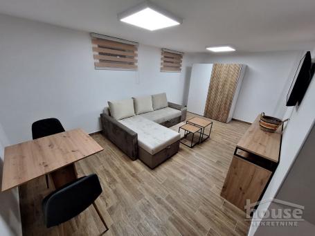 PETROVARADIN - PETROVARADIN - 29.00 m2