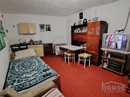 SREMSKA KAMENICA - ČARDAK - 149.00 m2