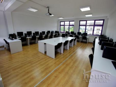 NOVI SAD - ADAMOVIĆEVO NASELJE - 500.00 m2