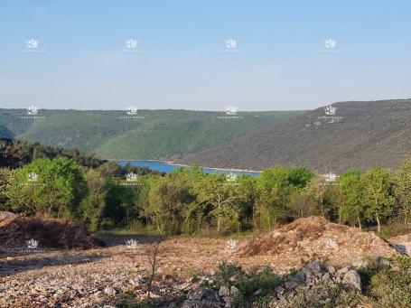Istrien, Trget, Verkauf von wunderschönen alten Steinhäusern in Ivanušići mit Meerblick und Swimming