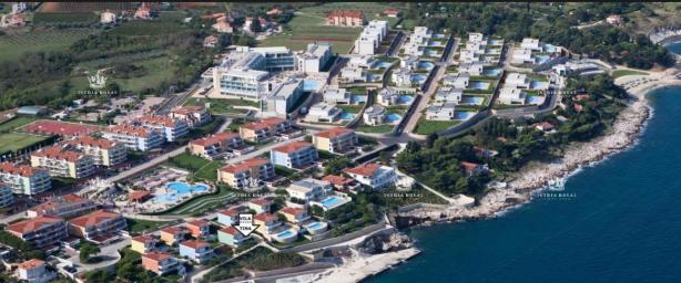Luksuzni apartman s pogledom na more – Crveni Vrh, Savudrija (2 spavaće sobe, 130m², 100m od mora)