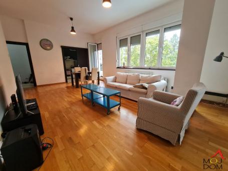 NOVI SAD - BULEVAR - ČETVOROSOBAN STAN - 108 m2 - 298,100€