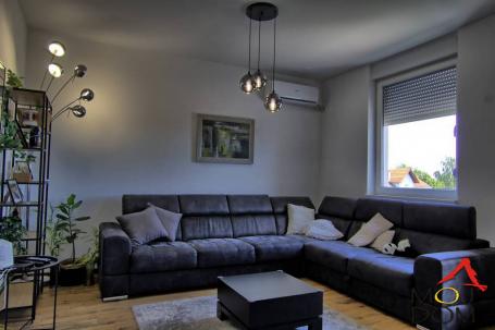 NOVI SAD - ADICE - ČETVOROIPOSOBAN STAN - 118 m2 - 206,000€