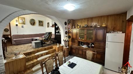 NOVI SAD - CENTAR - ČETVOROSOBAN STAN - 122 m2 - 185,400€
