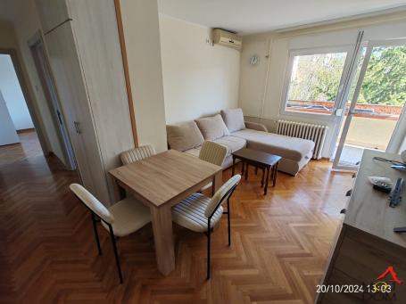 NOVI SAD - CENTAR - TROSOBAN STAN - 55 m2 - 172,800€