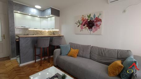 NOVI SAD - NOVA DETELINARA - JEDNOIPOSOBAN STAN - 37 m2 - 189,000€