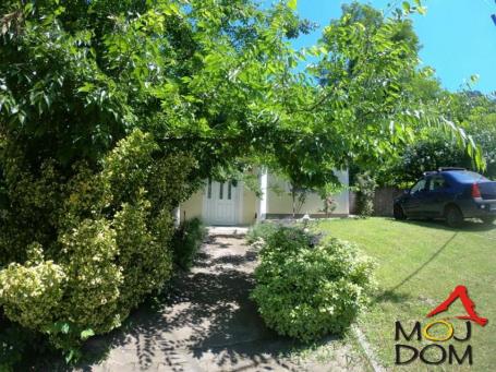 LEDINCI NOVI - LIPARIJE - KUćA - 240 m2 - 273,000€