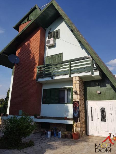 SREMSKA KAMENICA - ČARDAK - KUćA - 500 m2 - 412,000€