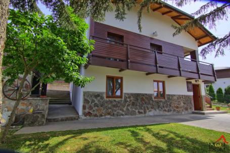 VRDNIK - VRDNIK - KUćA - 252 m2 - 901,250€