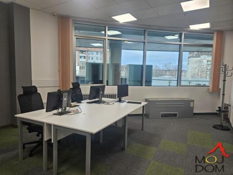 NOVI SAD - SAJAM - IZDAVANJE NEKRETNINA - 94 m2 - 1,400€