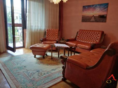 NOVI SAD - BULEVAR - IZDAVANJE NEKRETNINA - 94 m2 - 950€