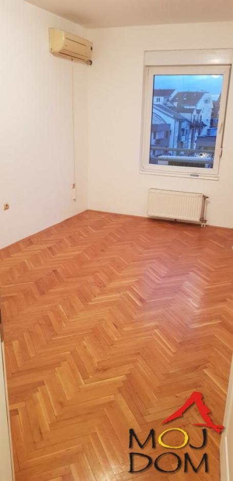 NOVI SAD - BULEVAR - IZDAVANJE NEKRETNINA - 35 m2 - 350€