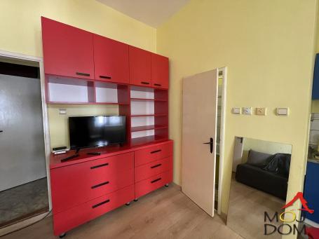 NOVI SAD - CENTAR - IZDAVANJE NEKRETNINA - 32 m2 - 330€