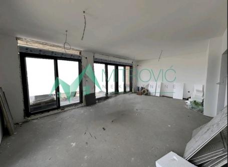 Sremska Kamenica, Popovica - Penthouse 107 m2 sa dve terase od po 30m2 + opcija kupovine dva garažna