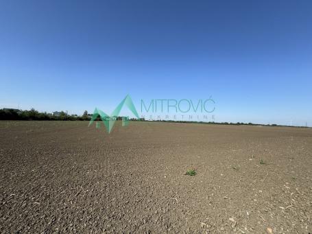  Novi Sad,  Industrijska zona - Parcela površine 17.748 m2 