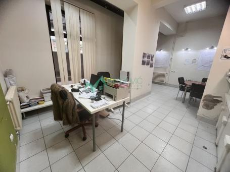  Novi Sad, Podbara - Ulični lokal 31m2 