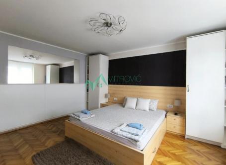 Izdavanje, Stan, 43m2 , Centar