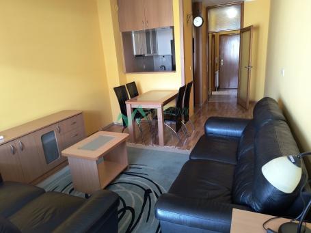 Izdavanje, Stan, 46m2 , Bulevar Oslobođenja