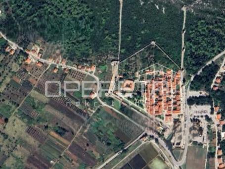 Ston – Građevinsko zemljište s pogledom na povijest
