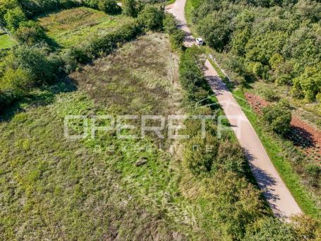 Istra, Sveti Lovreč okolica- građevinsko zemljište u kombinaciji s poljoprivredn