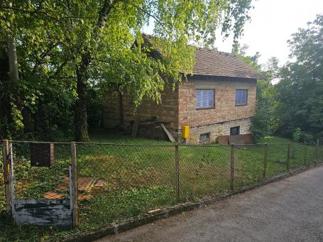 PRODAJA, 1.534m2 DOMINIKA MANDIĆA, BORČEC, GRAĐEVINSKO ZEMLJIŠTE SA STAROM KUĆOM
