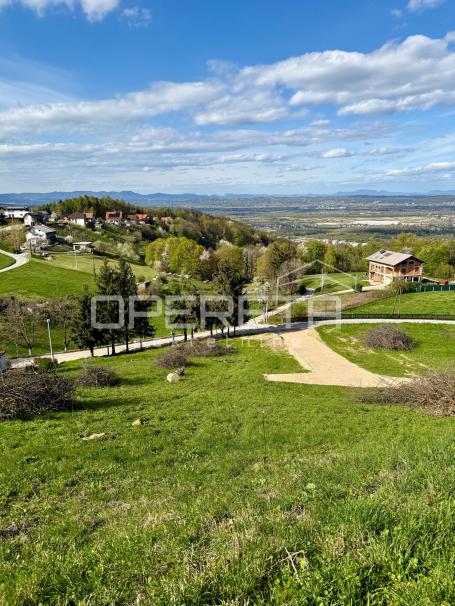 SAMOBOR, VRHOVČAK, GRAĐEVINSKO ZEMLJIŠTE S OTVORENIM POGLEDOM, PRODAJA