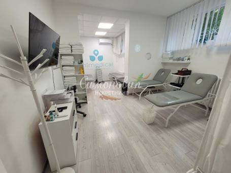 Odličan lokal, za ordinacije, apoteke,136m2, pr, cg, parking ID#1845