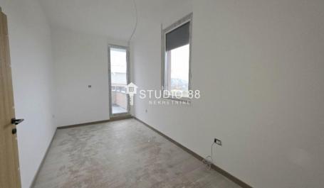 Prodaja, Stan, 742