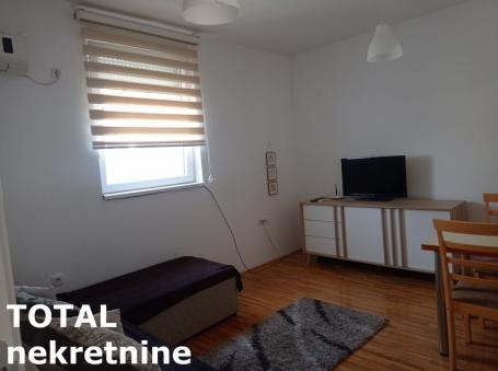 NOVI SAD - VETERNIČKA RAMPA - 66.00 m2