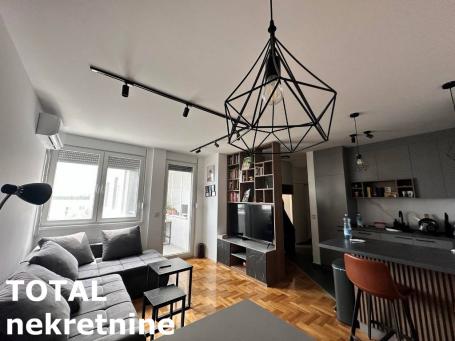 NOVI SAD - BULEVAR PATRIJARHA PAVLA - 43.00 m2