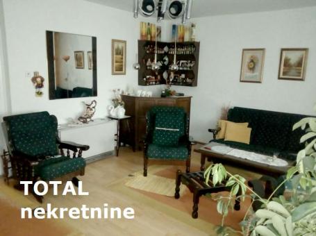 SREMSKA KAMENICA - SREMSKA KAMENICA - 250.00 m2