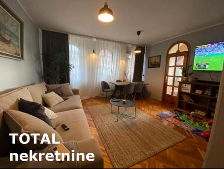 SREMSKA KAMENICA - BOCKE - 312.00 m2