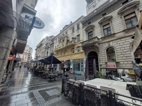 Ekskluzivna lokacija - Zmaj Jovina! 4.0 stan, 127m2. Odlična investicija!