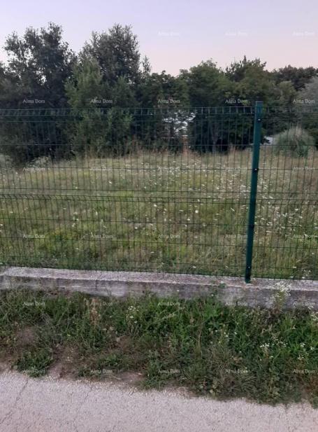 Građevinsko zemljište Na prodaju građevinsko zemljište, 2626 m²,  u blizini Pazina