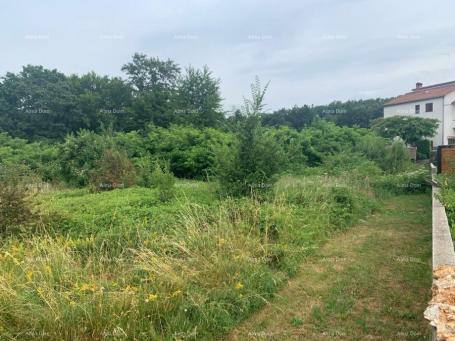Građevinsko zemljište Pazin – građevinsko zemljište 940 m² u mirnom okruženju