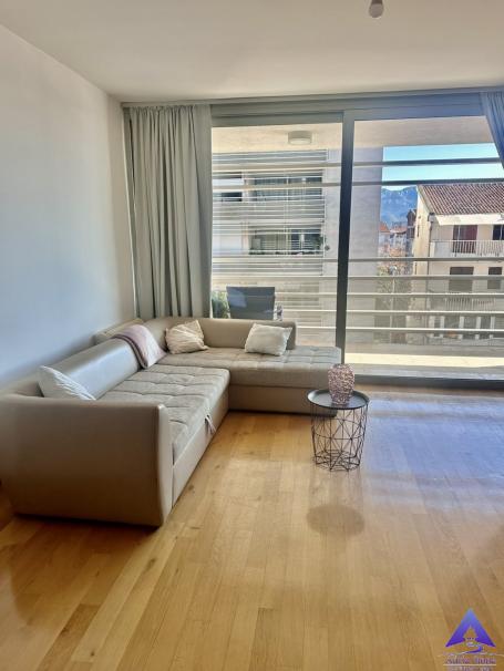 Prodaja, Stan, 85m2 , Rozino