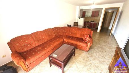 Prodaja, Stan, 47m2 , Lazi